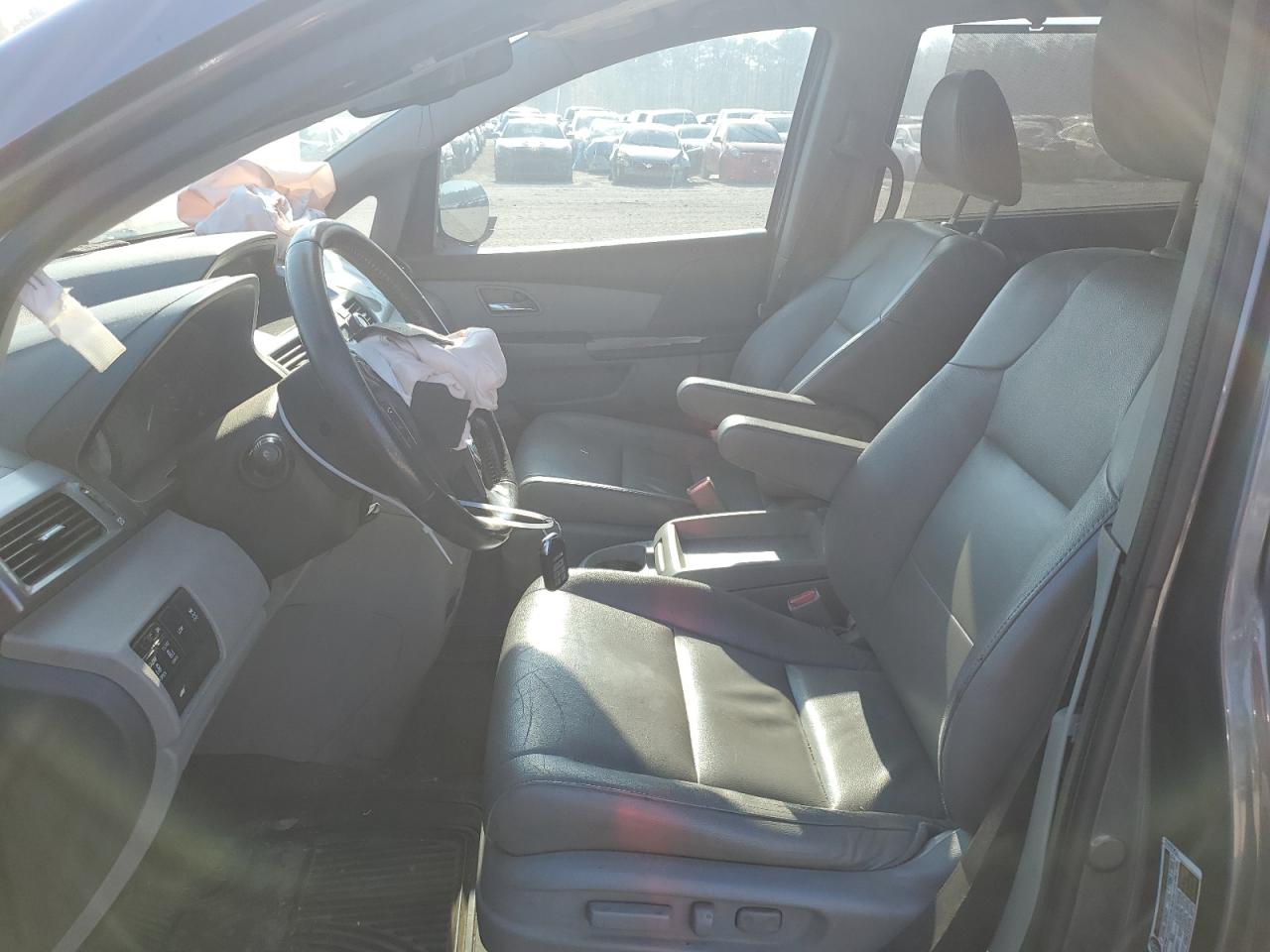 Photo 6 VIN: 5FNRL5H68HB016206 - HONDA ODYSSEY 