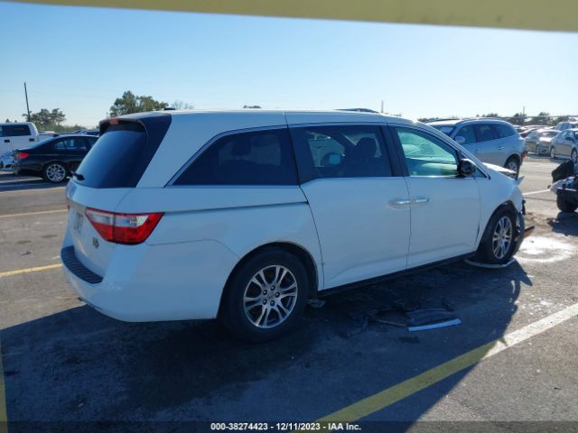 Photo 3 VIN: 5FNRL5H69CB025604 - HONDA ODYSSEY 