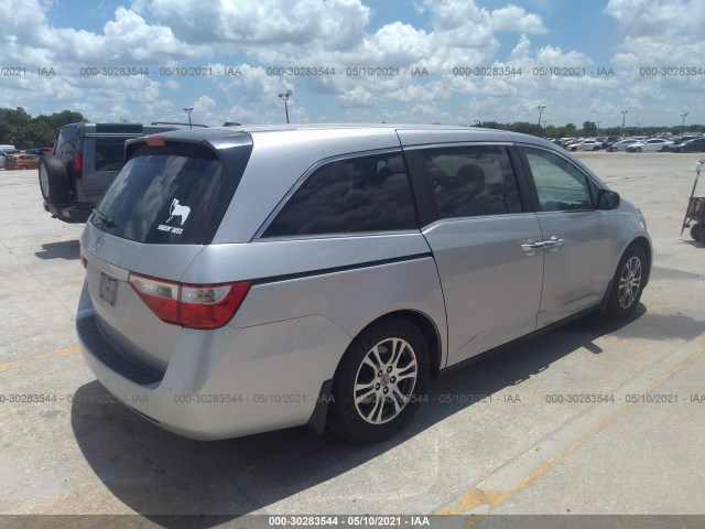 Photo 3 VIN: 5FNRL5H69CB030012 - HONDA ODYSSEY 