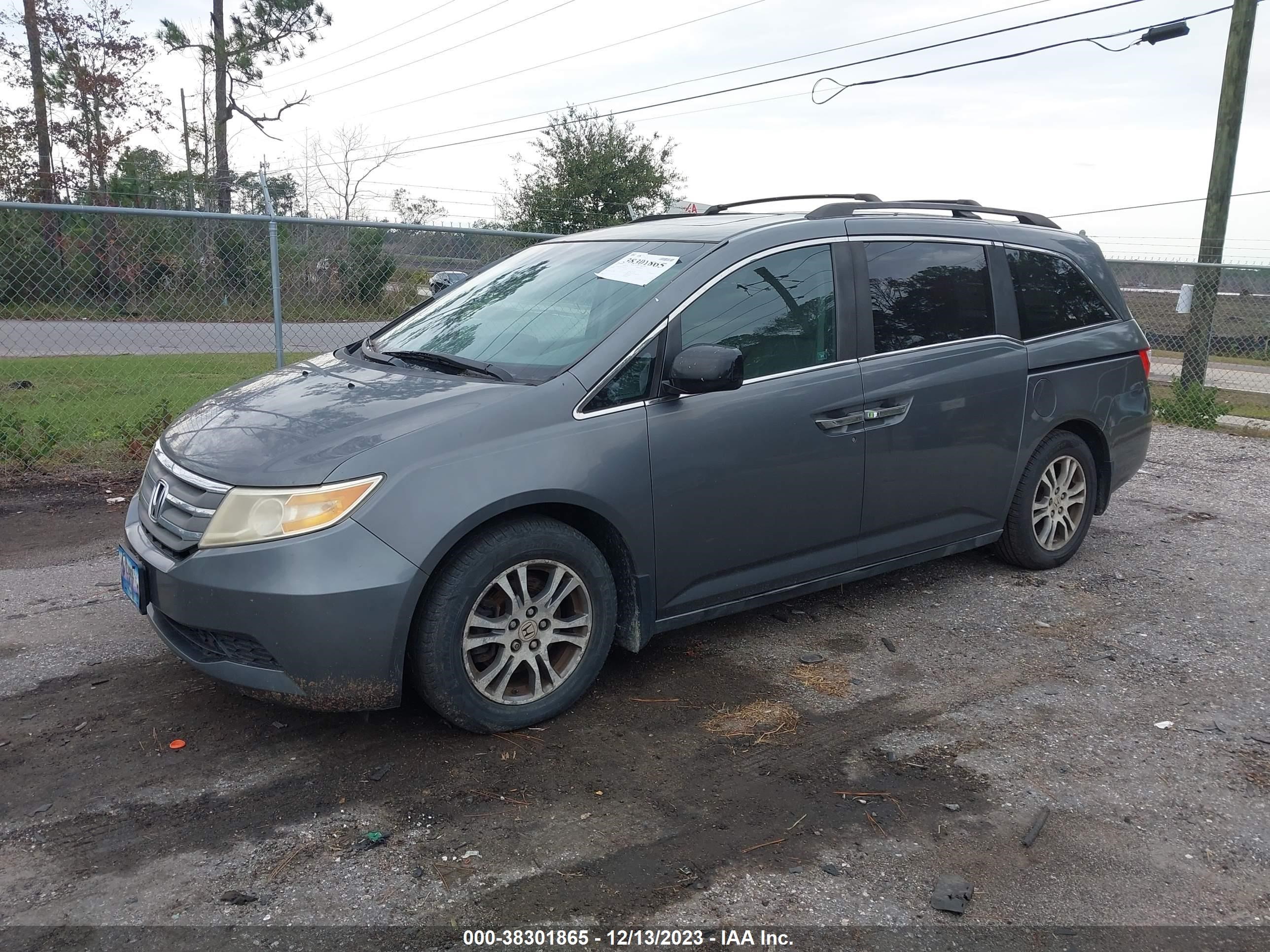 Photo 1 VIN: 5FNRL5H69CB041222 - HONDA ODYSSEY 