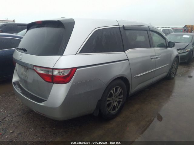 Photo 3 VIN: 5FNRL5H69CB050468 - HONDA ODYSSEY 