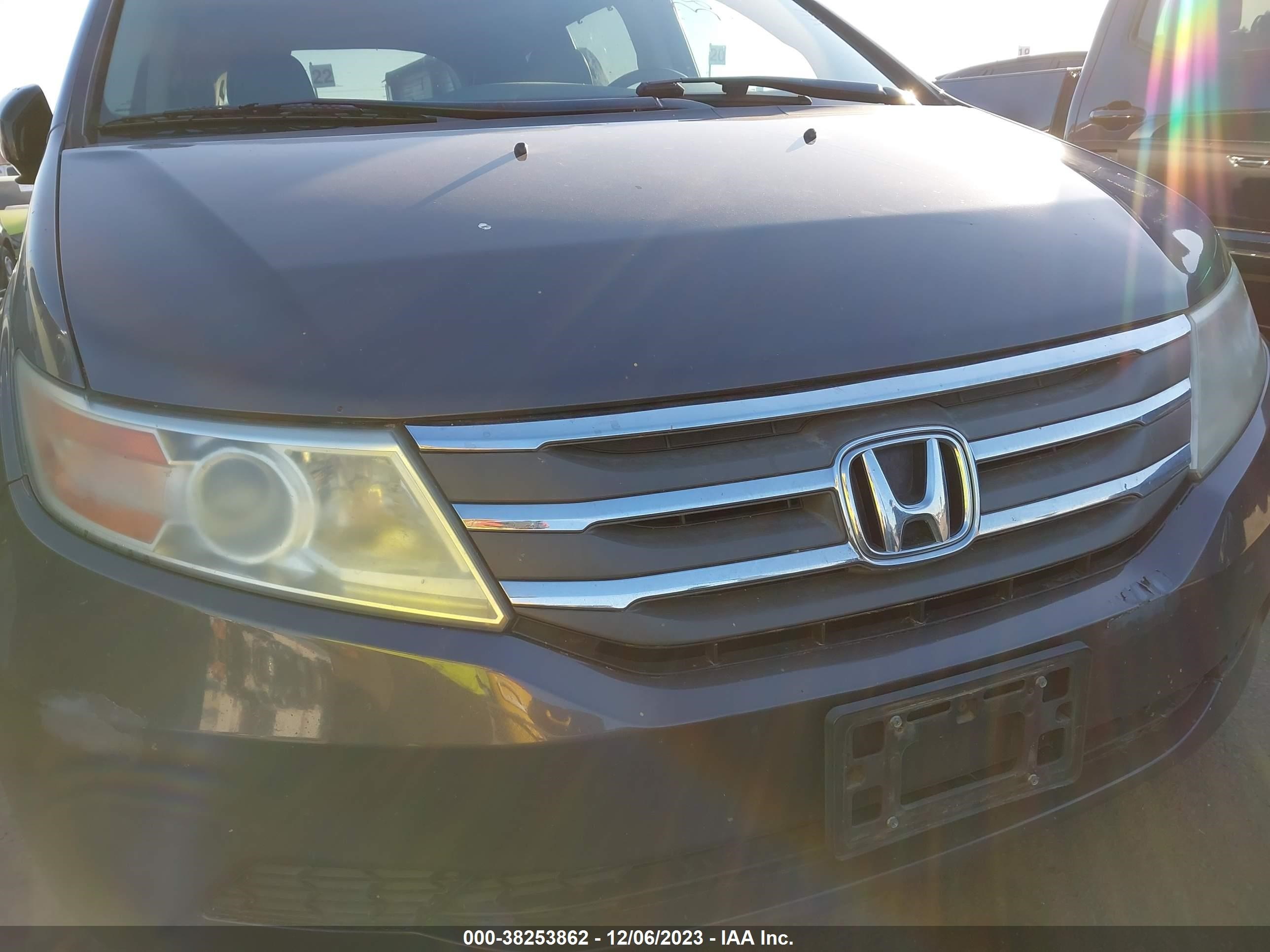 Photo 5 VIN: 5FNRL5H69CB118784 - HONDA ODYSSEY 