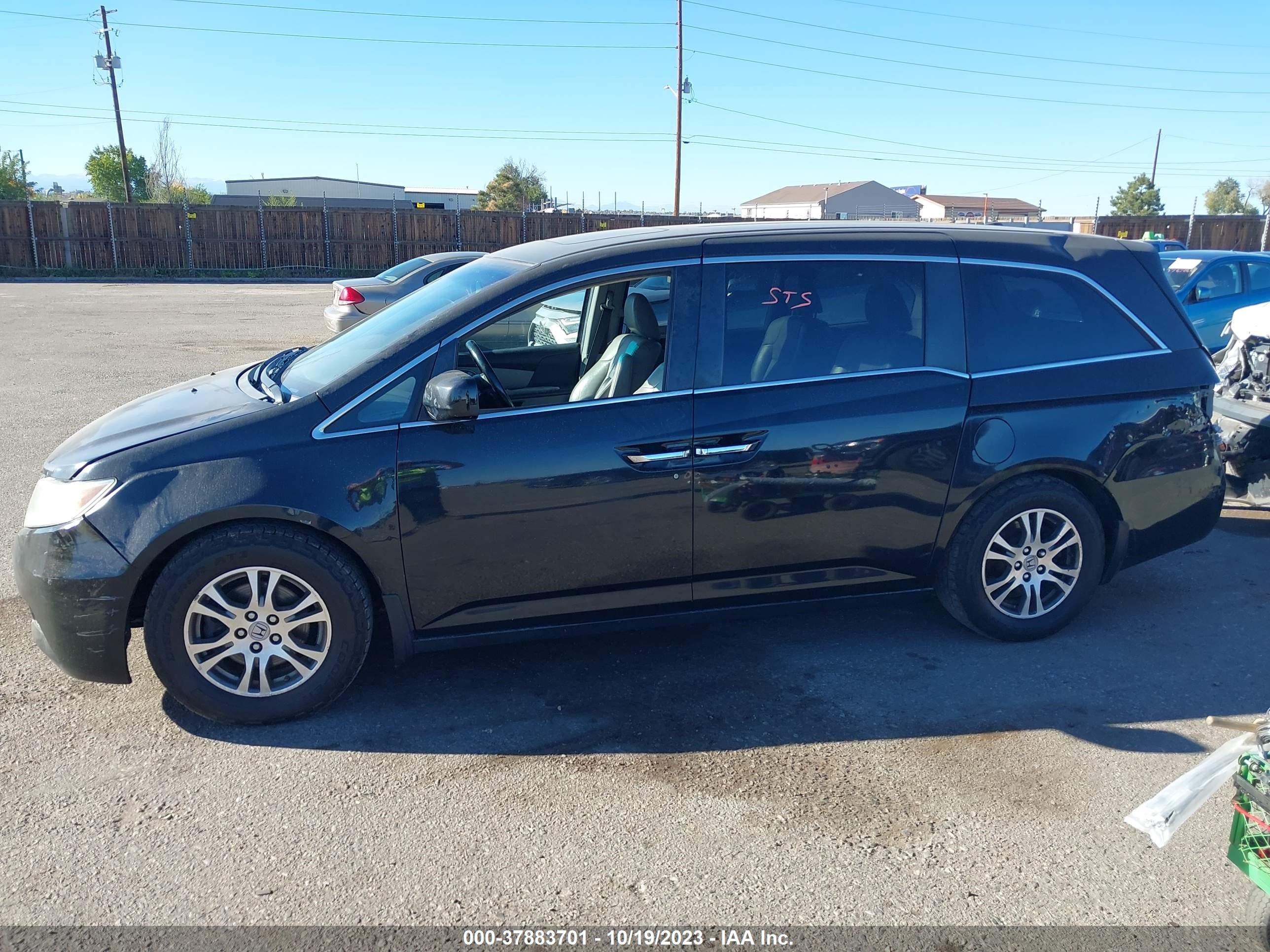 Photo 13 VIN: 5FNRL5H69DB001241 - HONDA ODYSSEY 