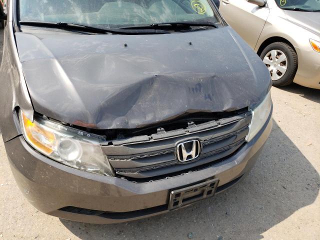 Photo 8 VIN: 5FNRL5H69DB015897 - HONDA ODYSSEY EX 