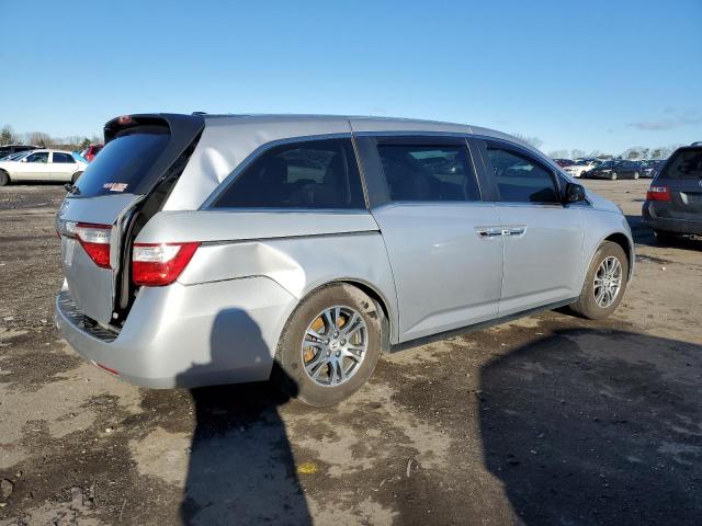 Photo 2 VIN: 5FNRL5H69DB055588 - HONDA ODYSSEY EX 