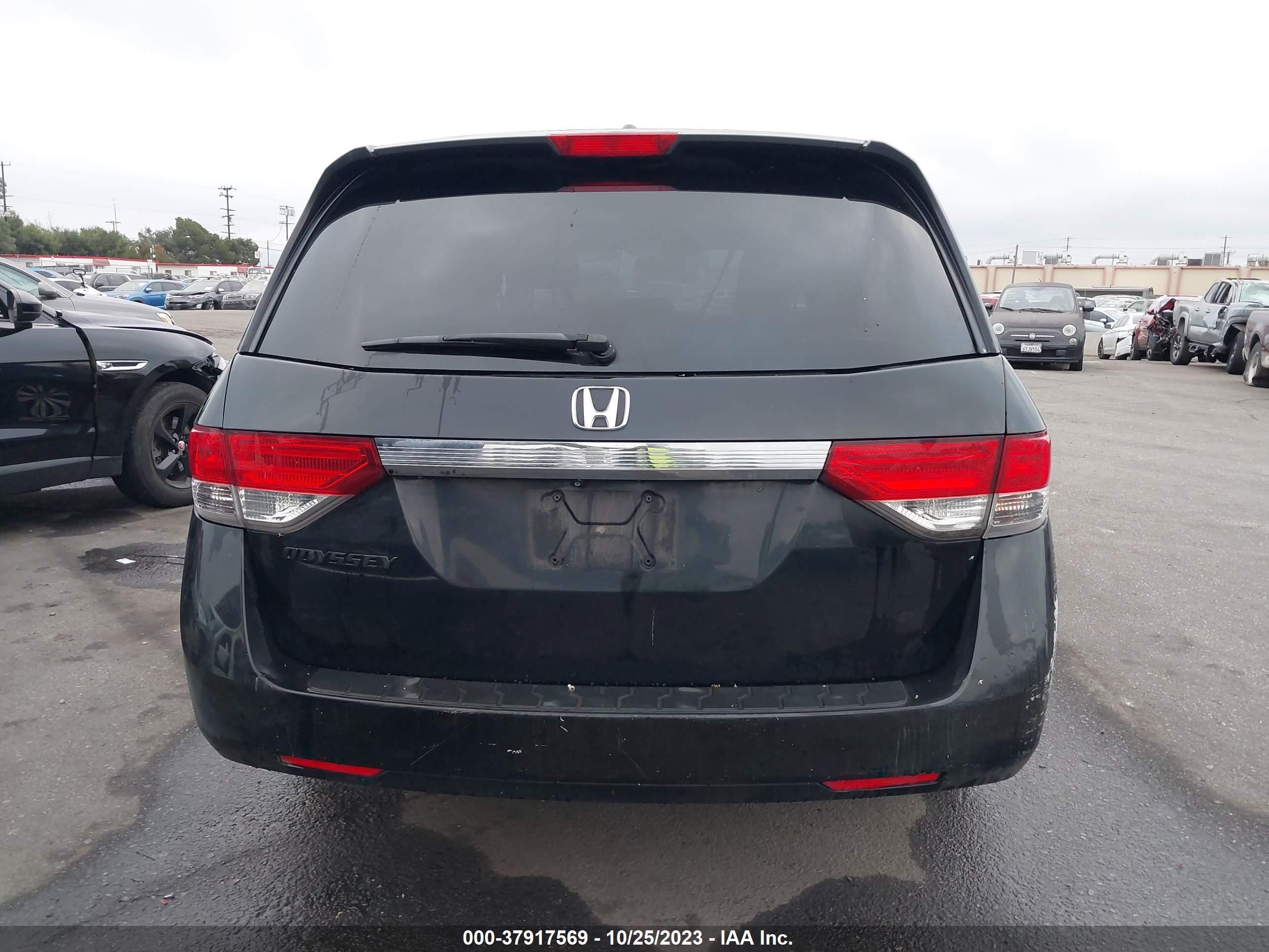 Photo 16 VIN: 5FNRL5H69FB038292 - HONDA ODYSSEY 