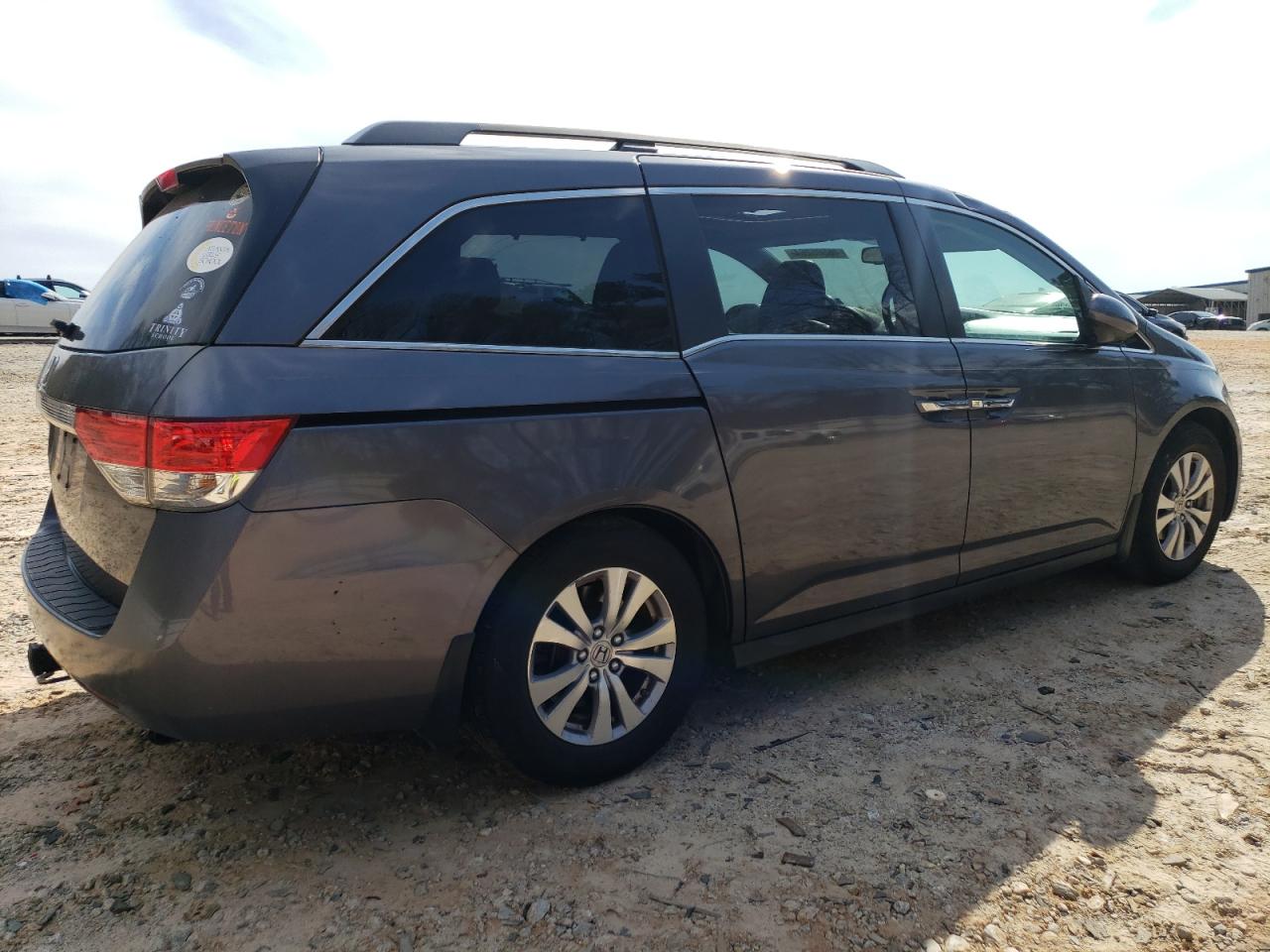 Photo 2 VIN: 5FNRL5H69FB095804 - HONDA ODYSSEY 