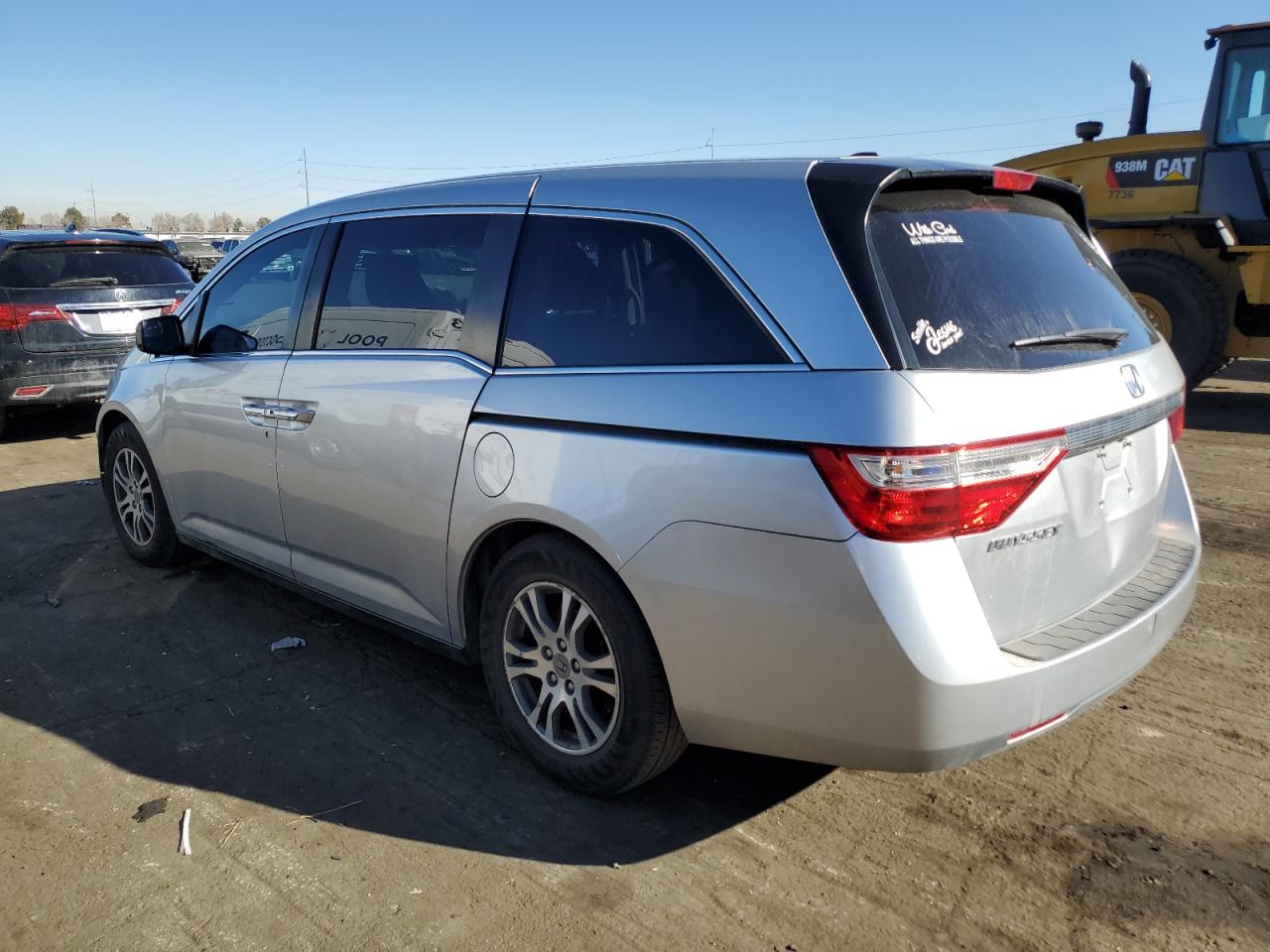 Photo 1 VIN: 5FNRL5H6XBB024542 - HONDA ODYSSEY 