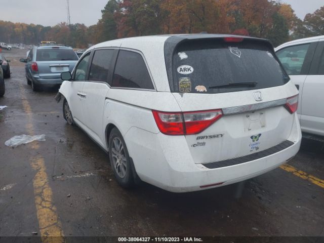 Photo 2 VIN: 5FNRL5H6XBB054768 - HONDA ODYSSEY 