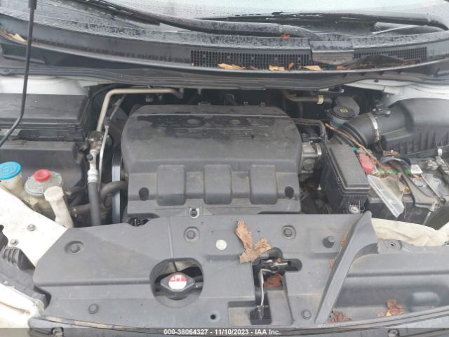 Photo 9 VIN: 5FNRL5H6XBB054768 - HONDA ODYSSEY 