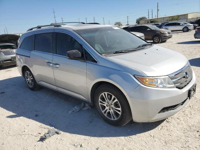 Photo 3 VIN: 5FNRL5H6XBB068556 - HONDA ODYSSEY EX 