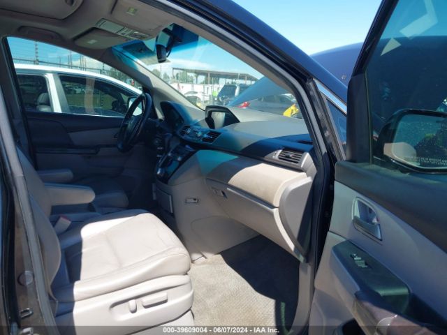 Photo 4 VIN: 5FNRL5H6XBB085907 - HONDA ODYSSEY 