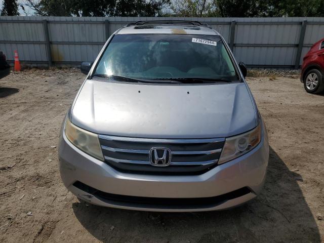 Photo 4 VIN: 5FNRL5H6XBB088158 - HONDA ODYSSEY EX 