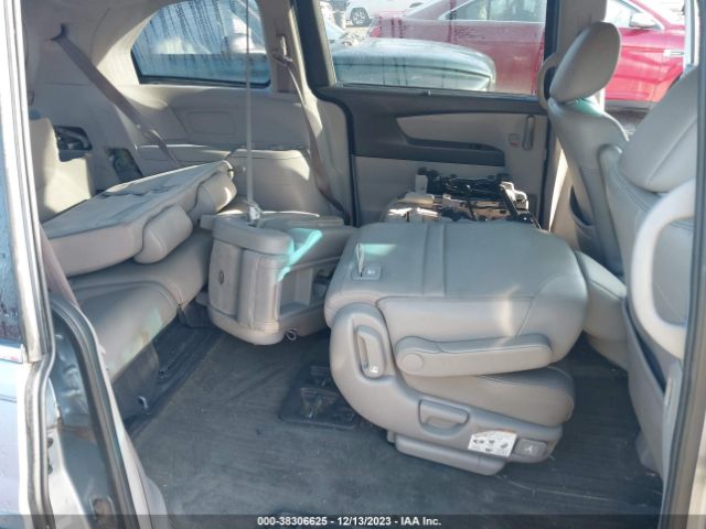 Photo 7 VIN: 5FNRL5H6XBB095496 - HONDA ODYSSEY 