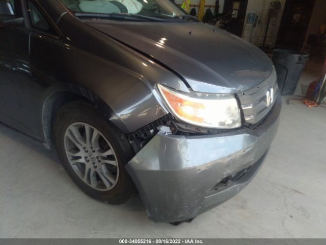 Photo 5 VIN: 5FNRL5H6XBB103709 - HONDA ODYSSEY 