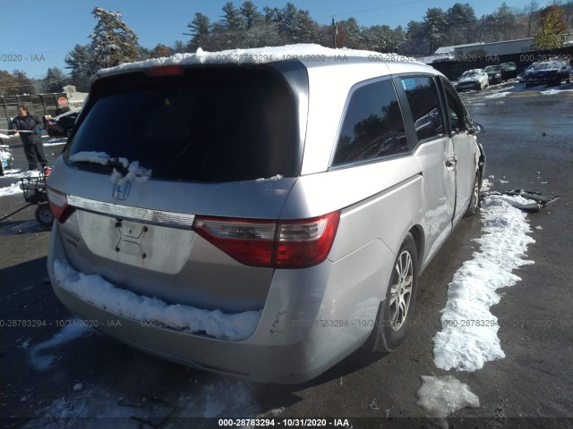 Photo 3 VIN: 5FNRL5H6XCB025711 - HONDA ODYSSEY 