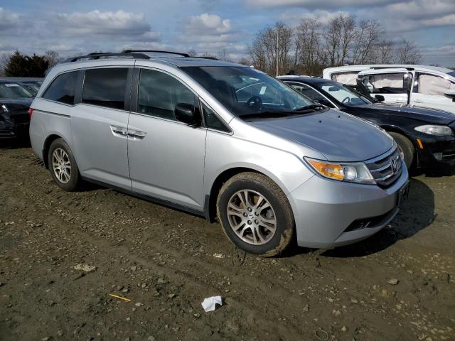 Photo 3 VIN: 5FNRL5H6XCB030245 - HONDA ODYSSEY EX 