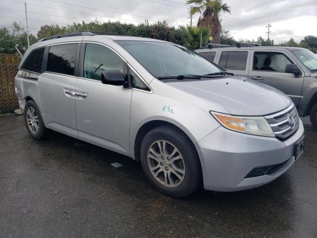 Photo 3 VIN: 5FNRL5H6XCB067585 - HONDA ODYSSEY EX 