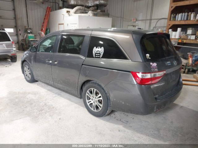 Photo 2 VIN: 5FNRL5H6XCB115831 - HONDA ODYSSEY 