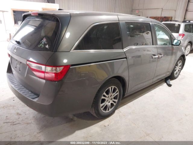 Photo 3 VIN: 5FNRL5H6XCB115831 - HONDA ODYSSEY 