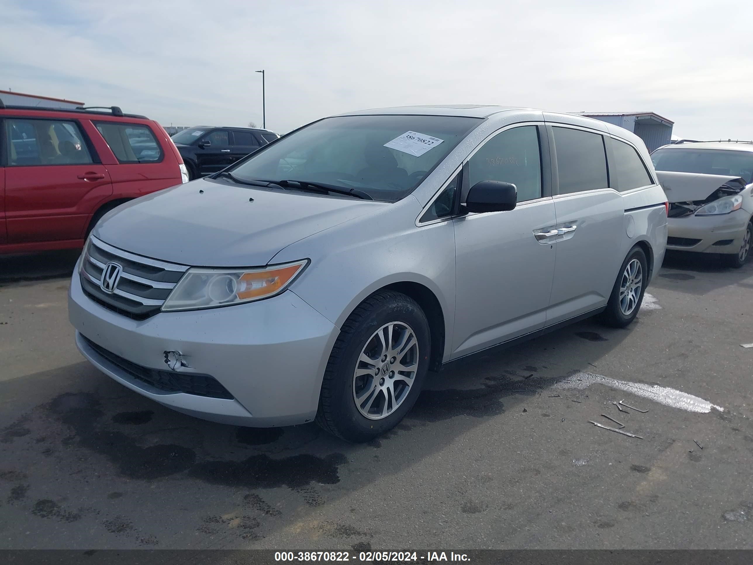 Photo 1 VIN: 5FNRL5H6XCB137702 - HONDA ODYSSEY 