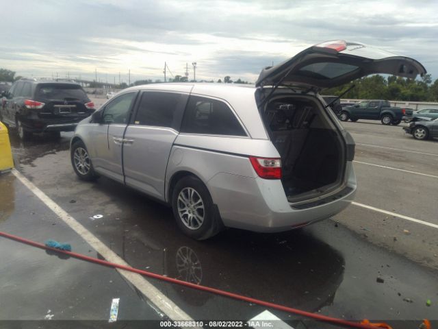 Photo 2 VIN: 5FNRL5H6XDB020655 - HONDA ODYSSEY 