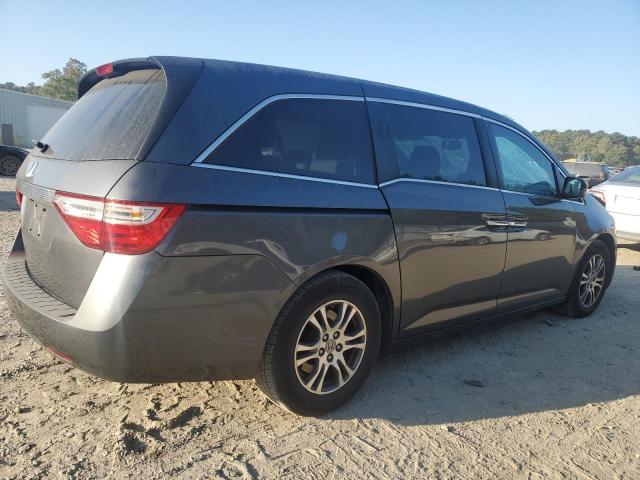 Photo 2 VIN: 5FNRL5H6XDB038010 - HONDA ODYSSEY EX 