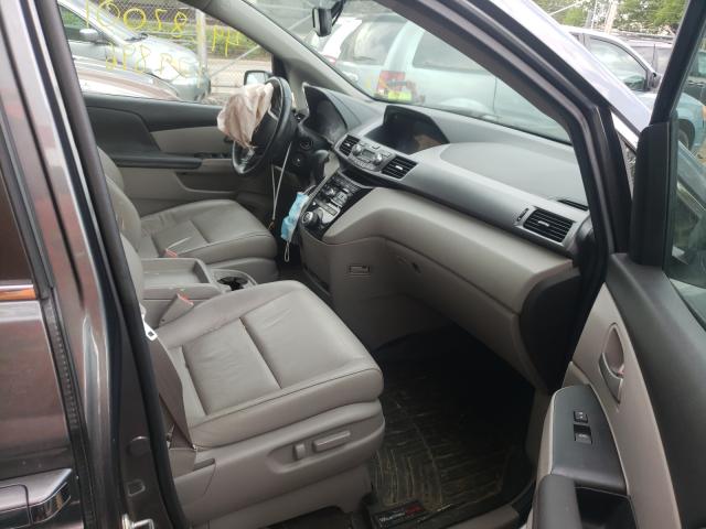 Photo 4 VIN: 5FNRL5H6XDB060590 - HONDA ODYSSEY EX 