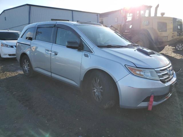 Photo 3 VIN: 5FNRL5H6XDB062114 - HONDA ODYSSEY EX 