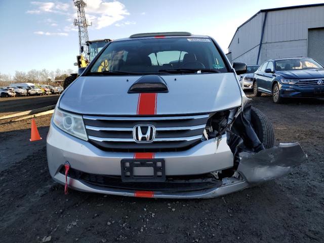 Photo 4 VIN: 5FNRL5H6XDB062114 - HONDA ODYSSEY EX 