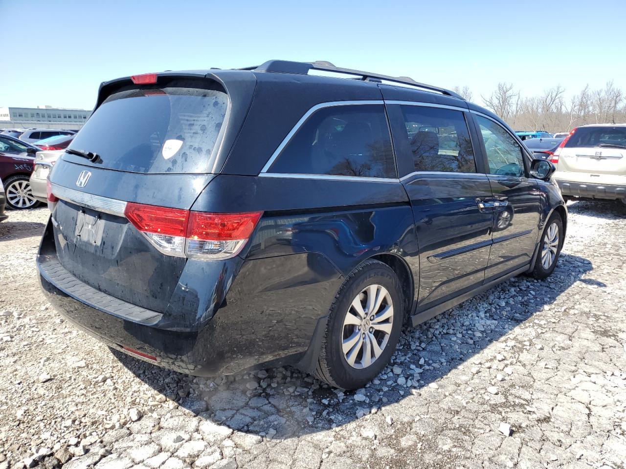 Photo 2 VIN: 5FNRL5H6XFB015300 - HONDA ODYSSEY 