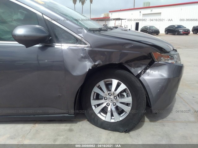 Photo 5 VIN: 5FNRL5H6XFB093592 - HONDA ODYSSEY 