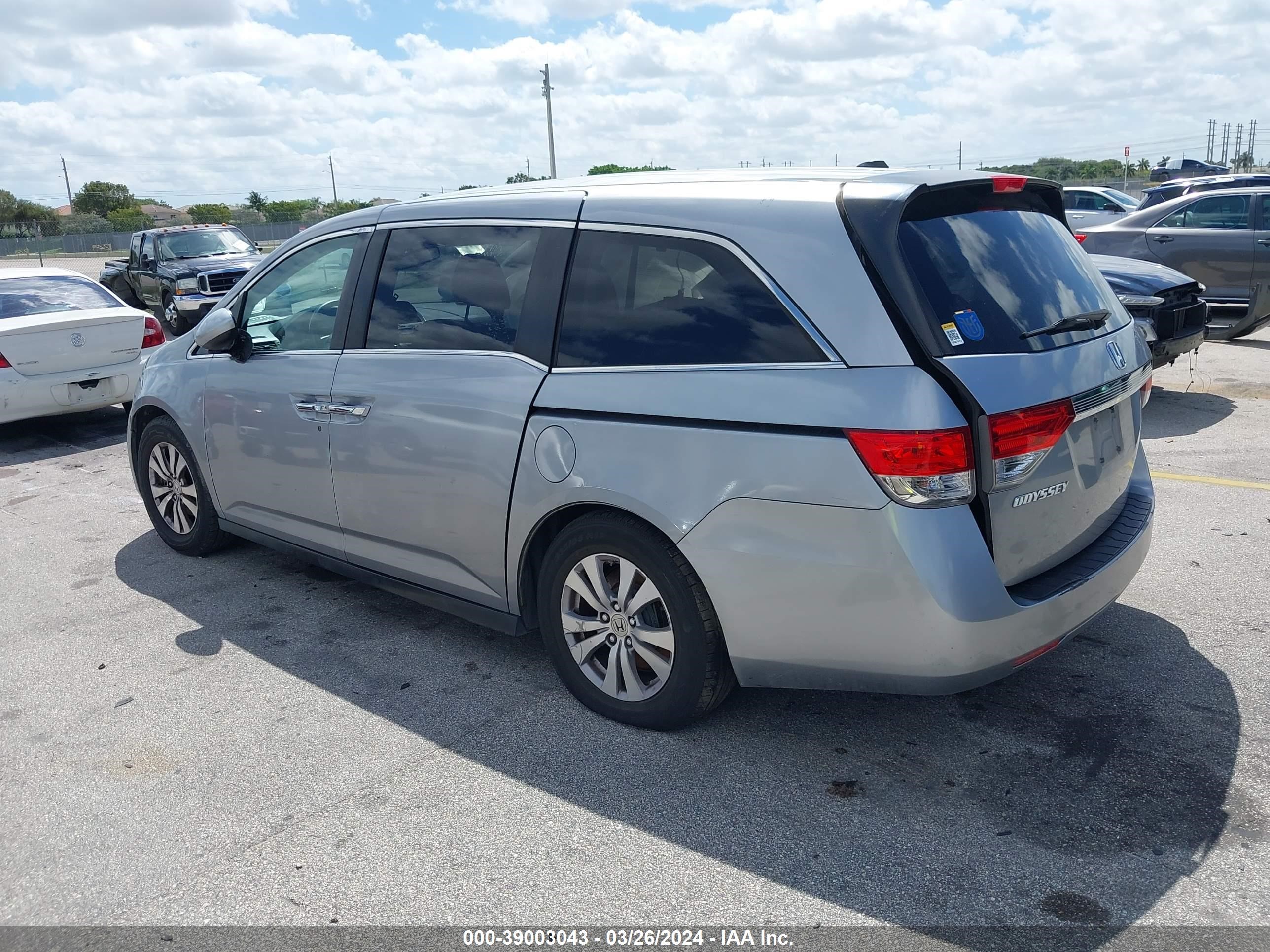 Photo 2 VIN: 5FNRL5H6XGB010115 - HONDA ODYSSEY 