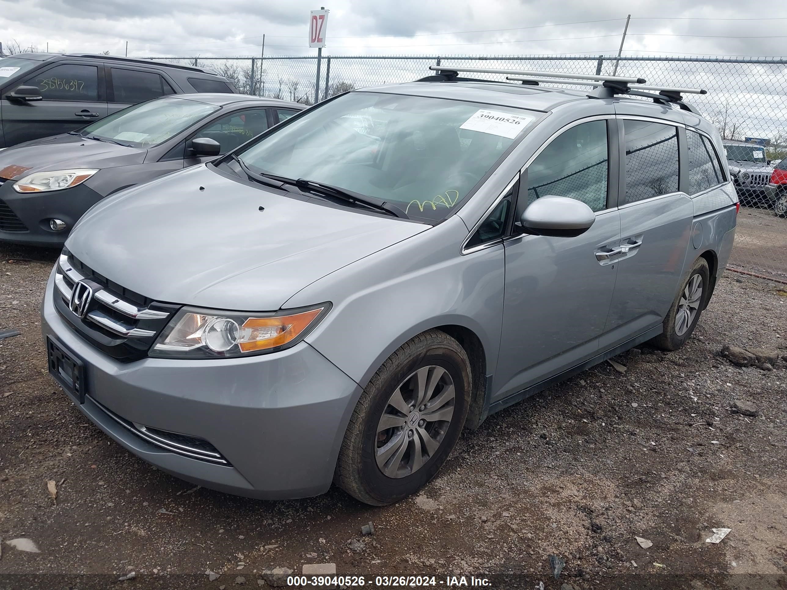 Photo 1 VIN: 5FNRL5H6XGB088099 - HONDA ODYSSEY 