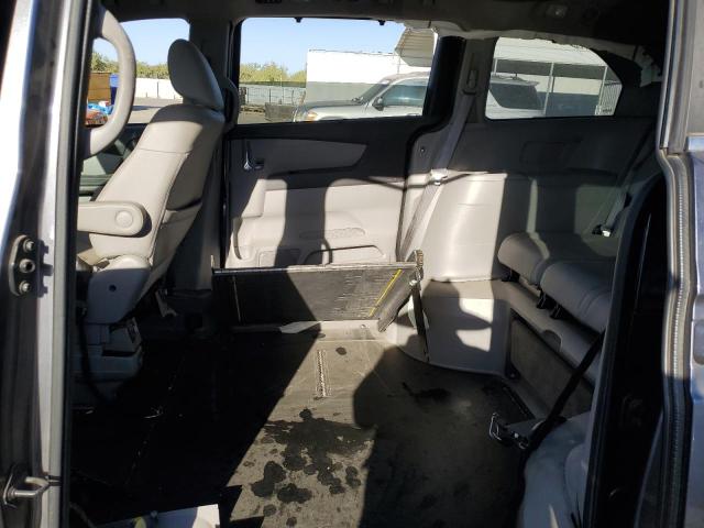 Photo 10 VIN: 5FNRL5H6XGB118511 - HONDA ODYSSEY EX 