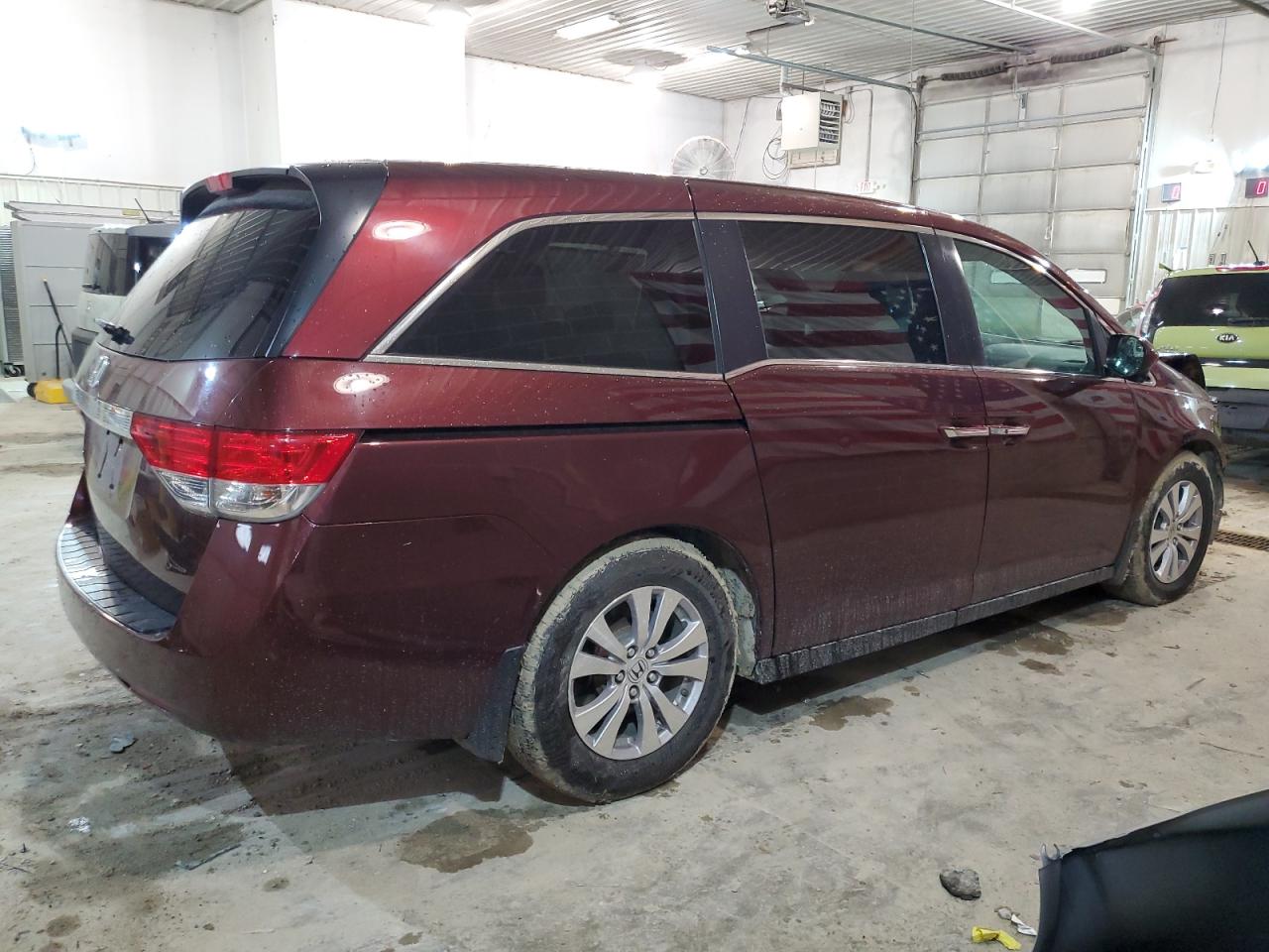 Photo 2 VIN: 5FNRL5H6XGB136104 - HONDA ODYSSEY 