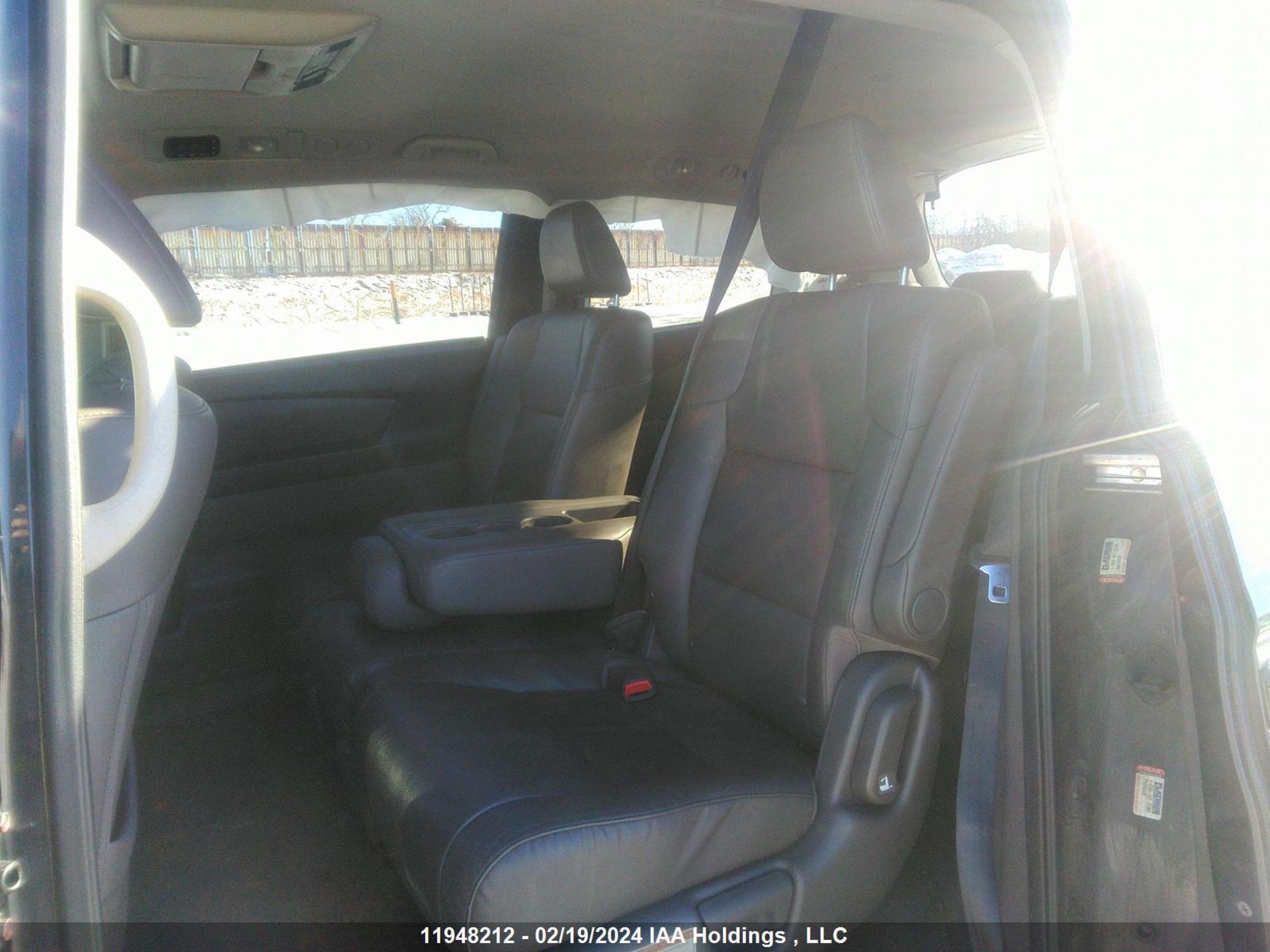 Photo 7 VIN: 5FNRL5H6XGB513630 - HONDA ODYSSEY 