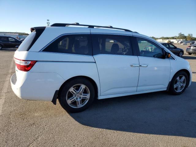 Photo 2 VIN: 5FNRL5H90BB065823 - HONDA ODYSSEY TO 