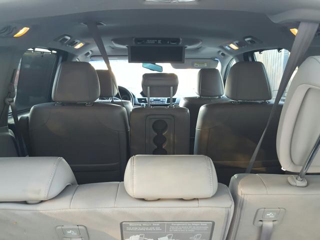 Photo 8 VIN: 5FNRL5H90BB091113 - HONDA ODYSSEY TO 