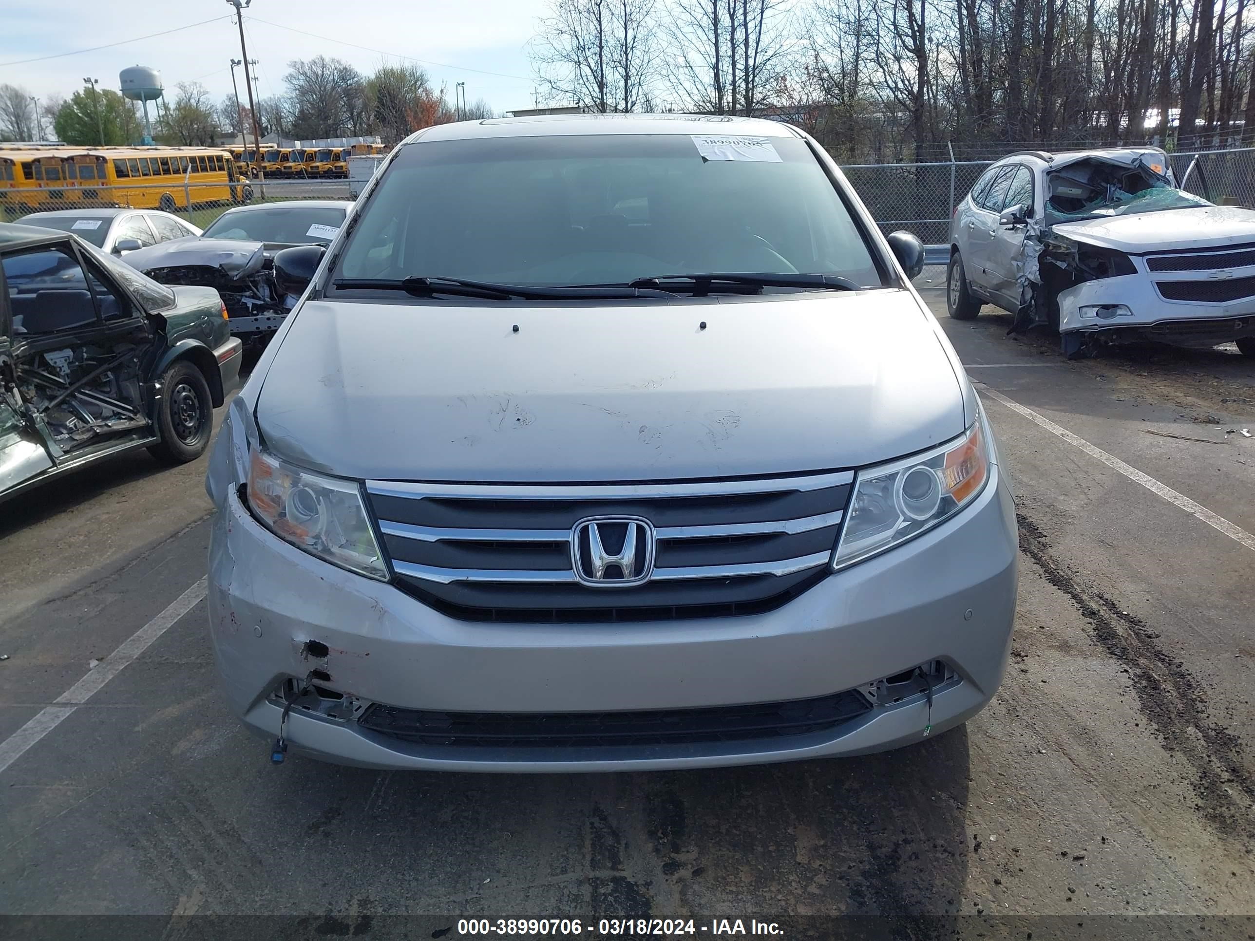 Photo 11 VIN: 5FNRL5H90CB026733 - HONDA ODYSSEY 