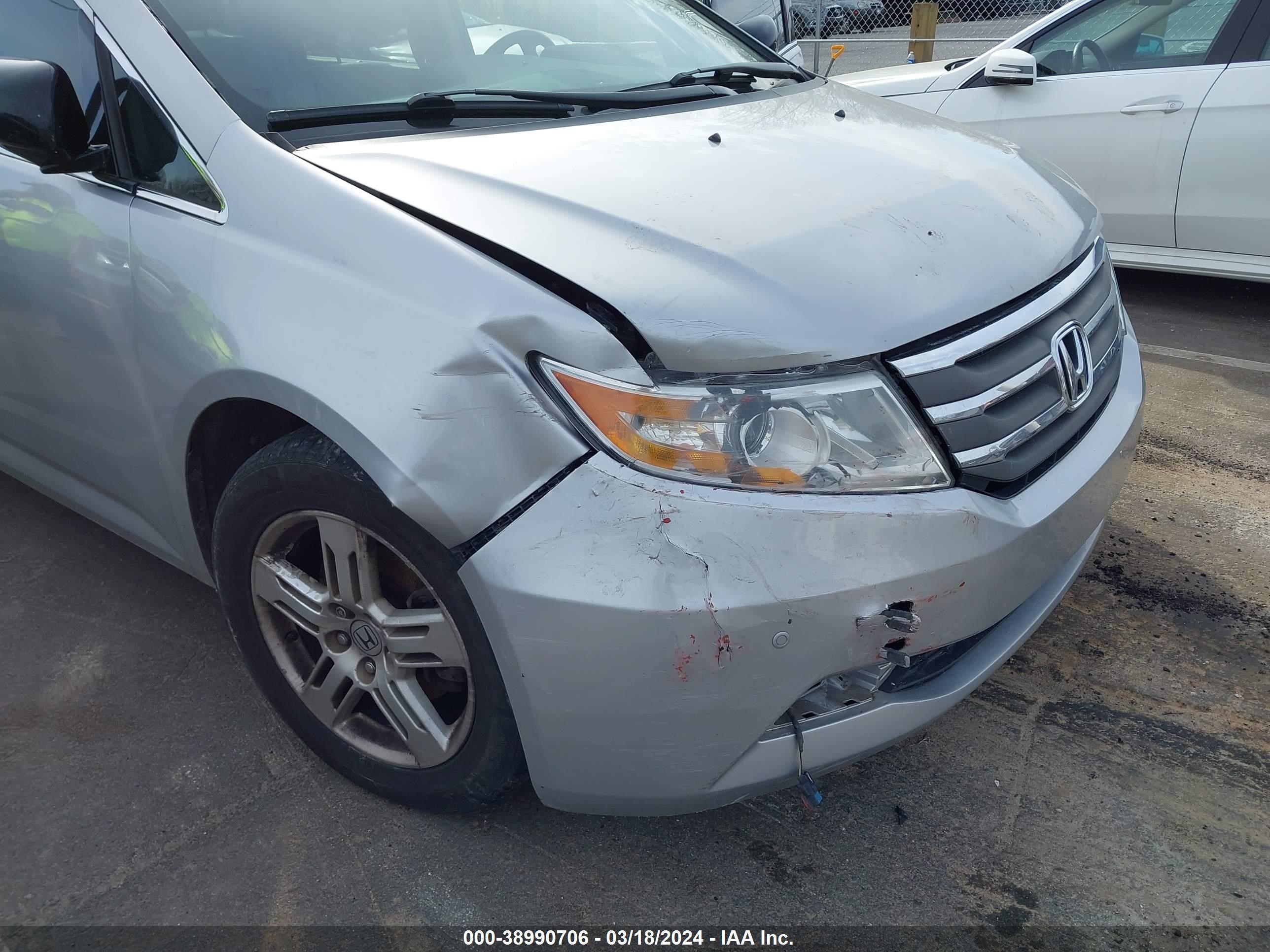 Photo 5 VIN: 5FNRL5H90CB026733 - HONDA ODYSSEY 