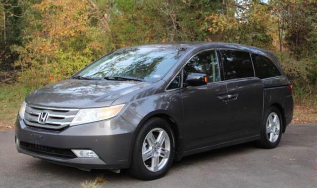 Photo 1 VIN: 5FNRL5H91BB019305 - HONDA ODYSSEY 