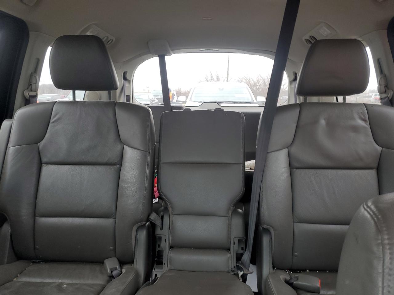 Photo 9 VIN: 5FNRL5H91BB041837 - HONDA ODYSSEY 