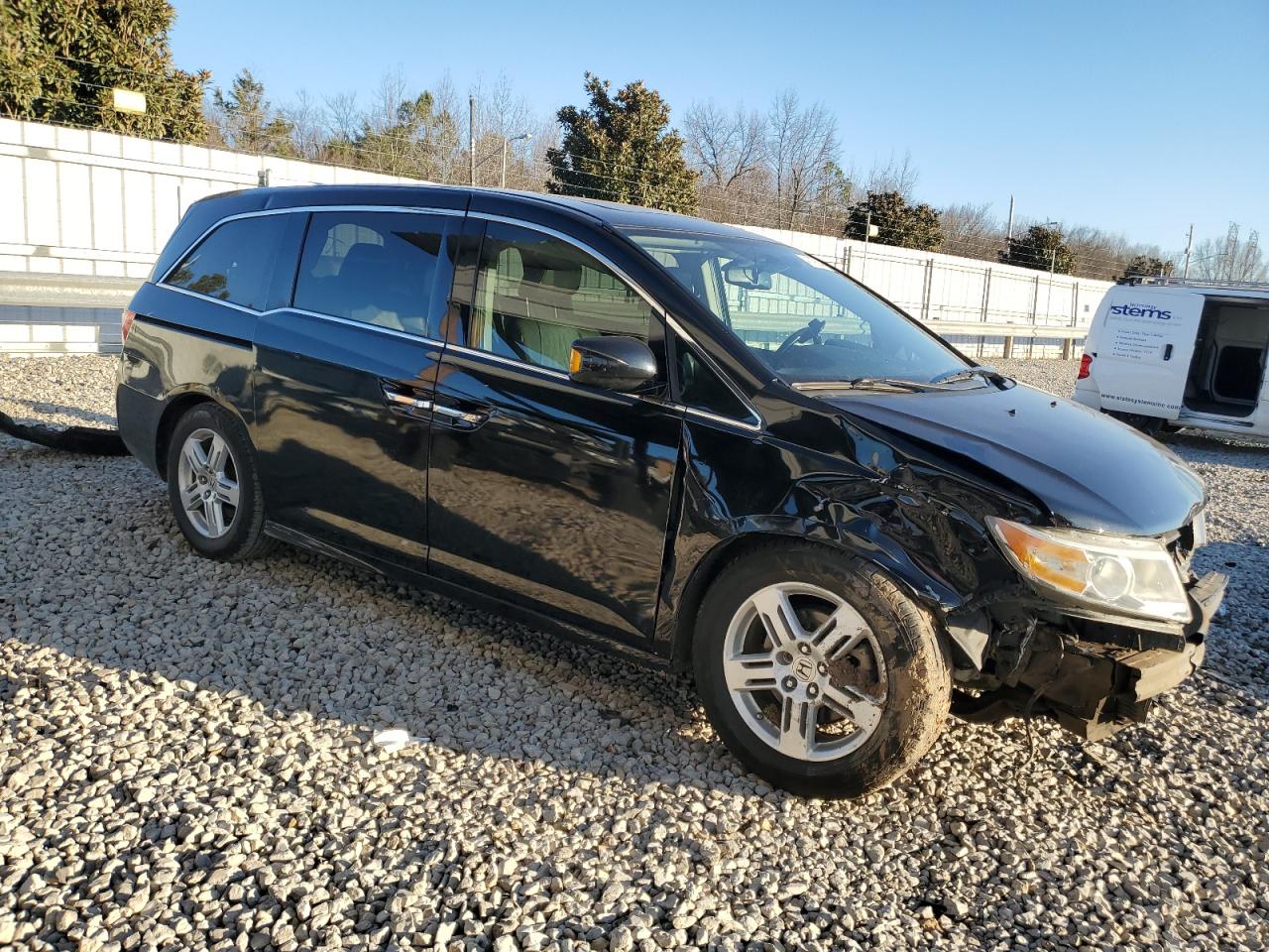 Photo 3 VIN: 5FNRL5H91BB060002 - HONDA ODYSSEY 