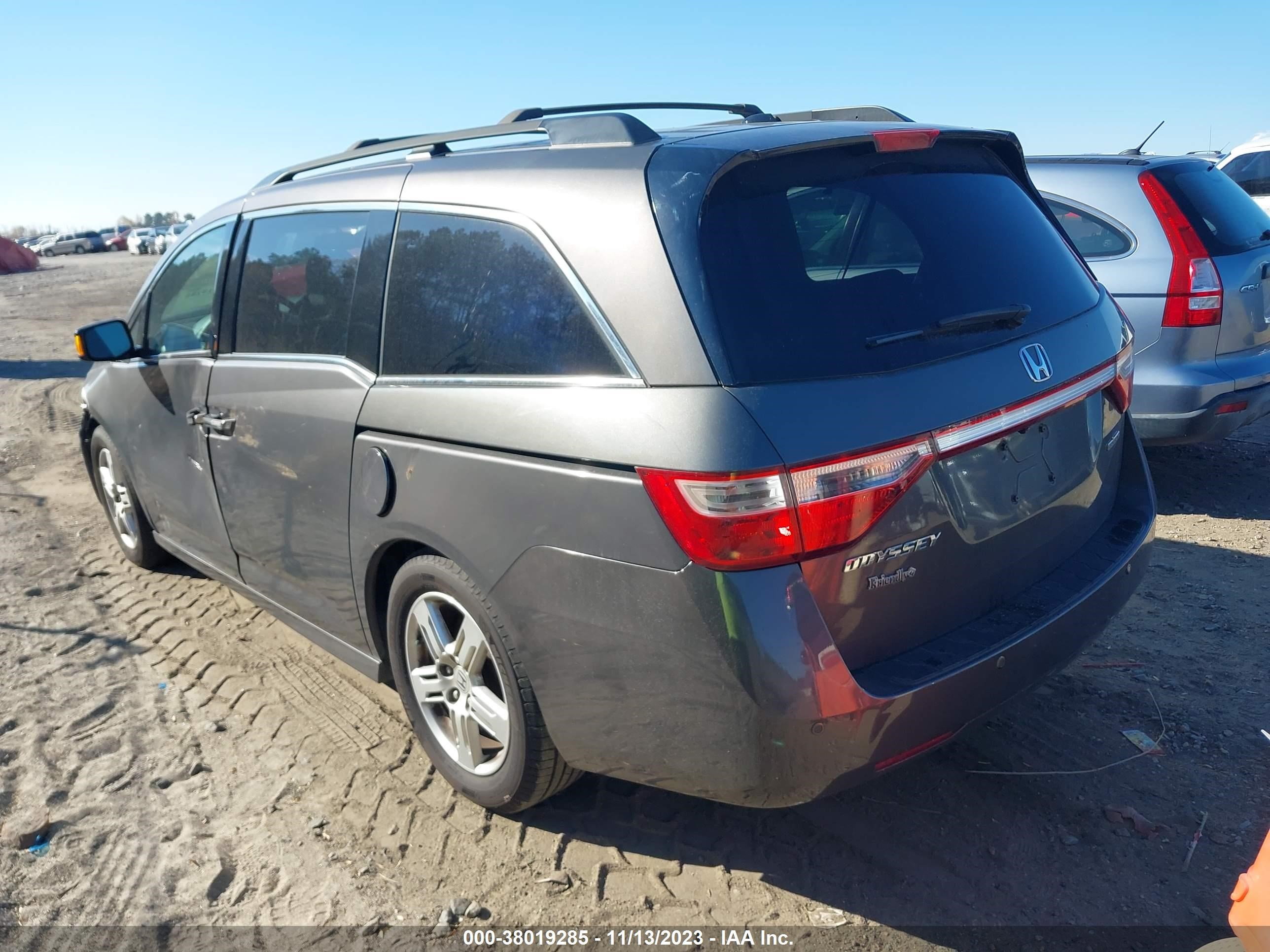 Photo 2 VIN: 5FNRL5H91CB118014 - HONDA ODYSSEY 