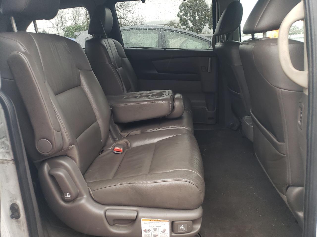 Photo 10 VIN: 5FNRL5H92BB075706 - HONDA ODYSSEY 