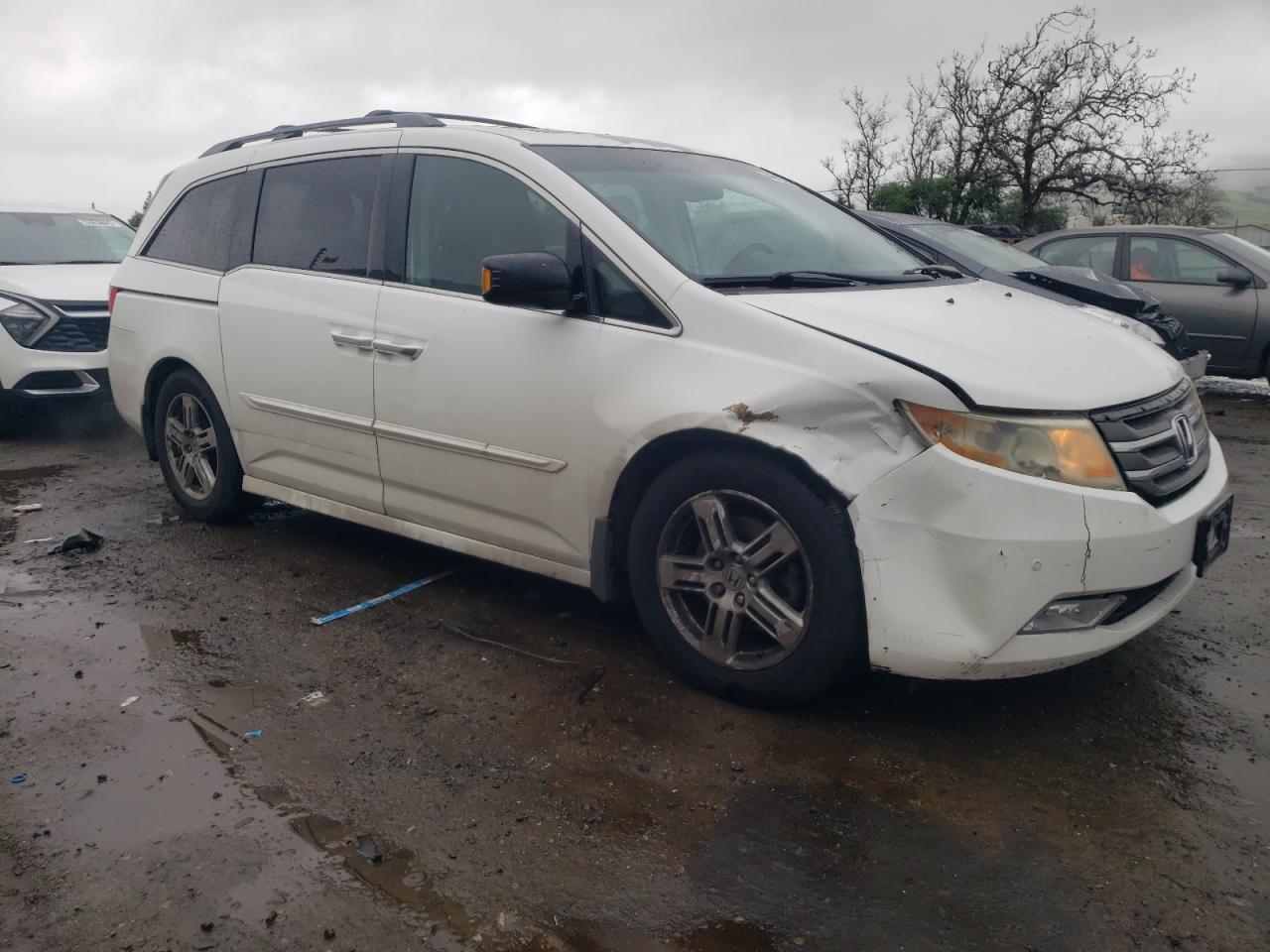 Photo 3 VIN: 5FNRL5H92BB075706 - HONDA ODYSSEY 