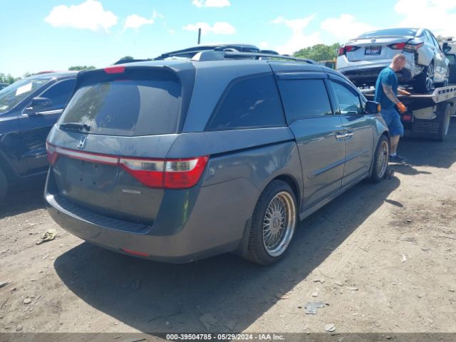 Photo 3 VIN: 5FNRL5H93BB027597 - HONDA ODYSSEY 