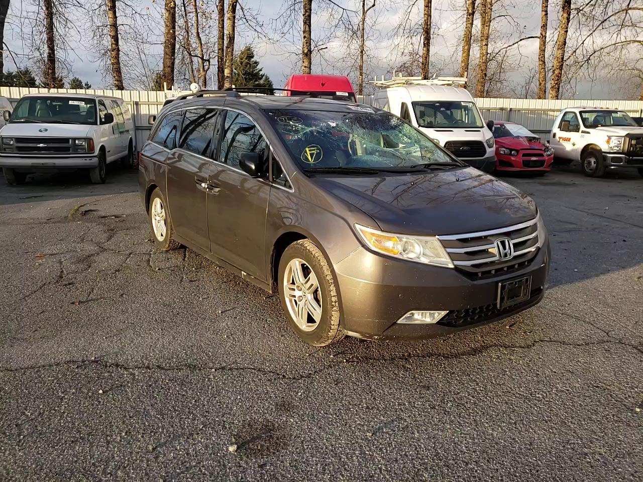 Photo 10 VIN: 5FNRL5H93BB031925 - HONDA ODYSSEY TO 