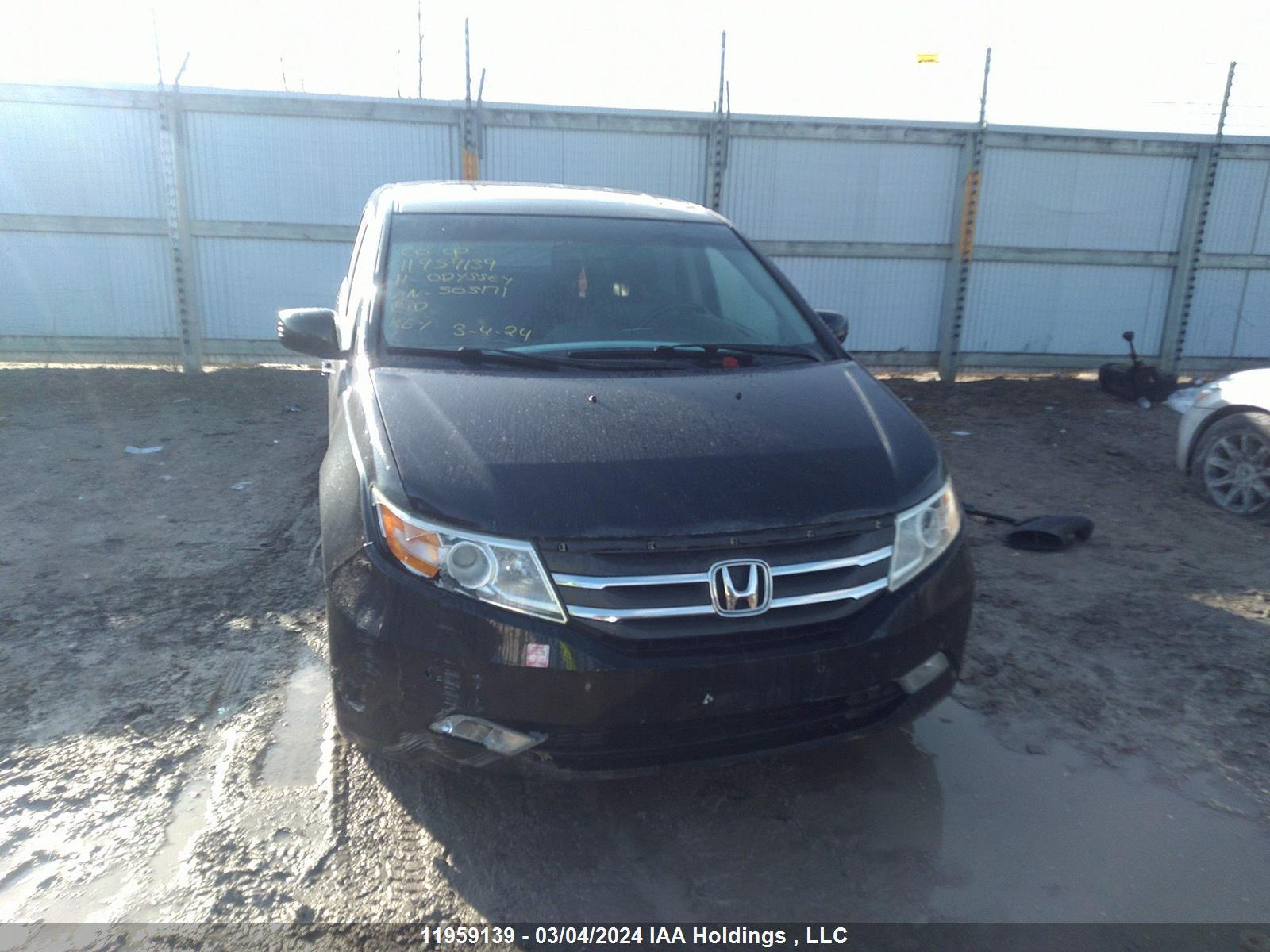 Photo 11 VIN: 5FNRL5H94BB505171 - HONDA ODYSSEY 